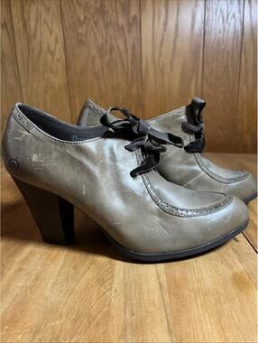 Born Women’s Dana Leather Lace Up Heeled Boots Booties Sz 11